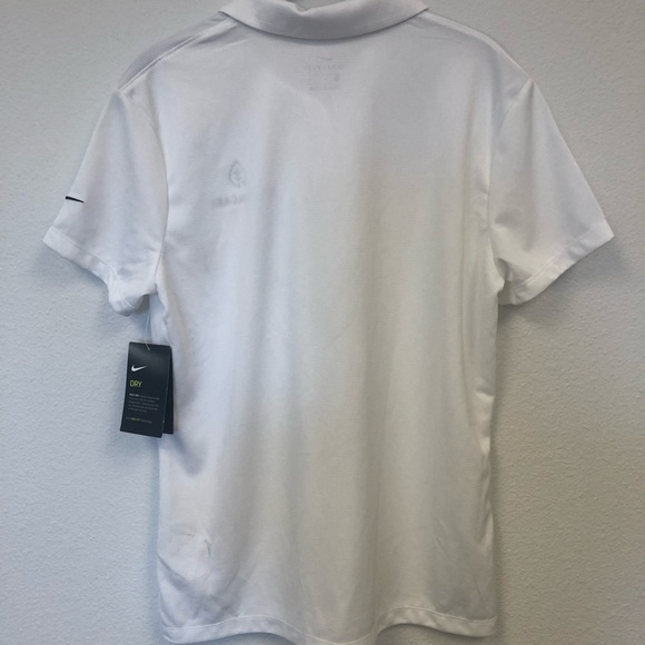 Green Cars/ Woman’s/ Nike/ Dri Fit Technology / NWT – size L - Picture 5 of 9